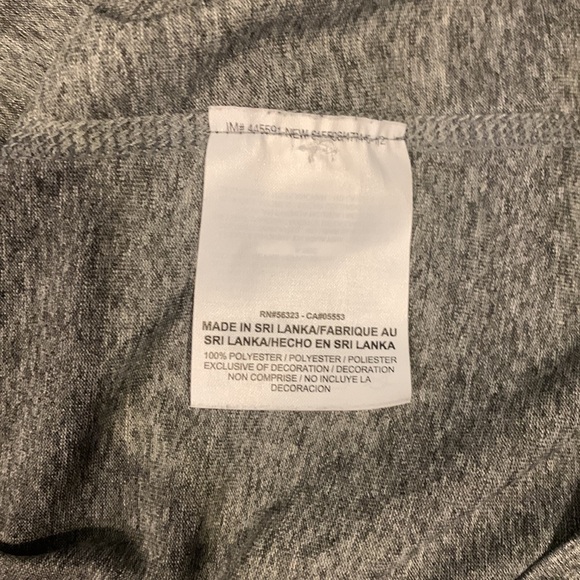 Nike Women’s Dri Fit Shirt - Picture 4 of 4